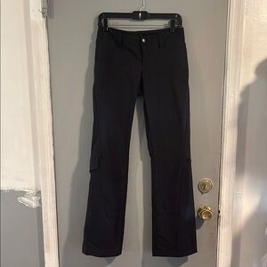 ATHLETA Black Climbing Hiking‎ Technical Activewear Pants Snap Pockets Size 2